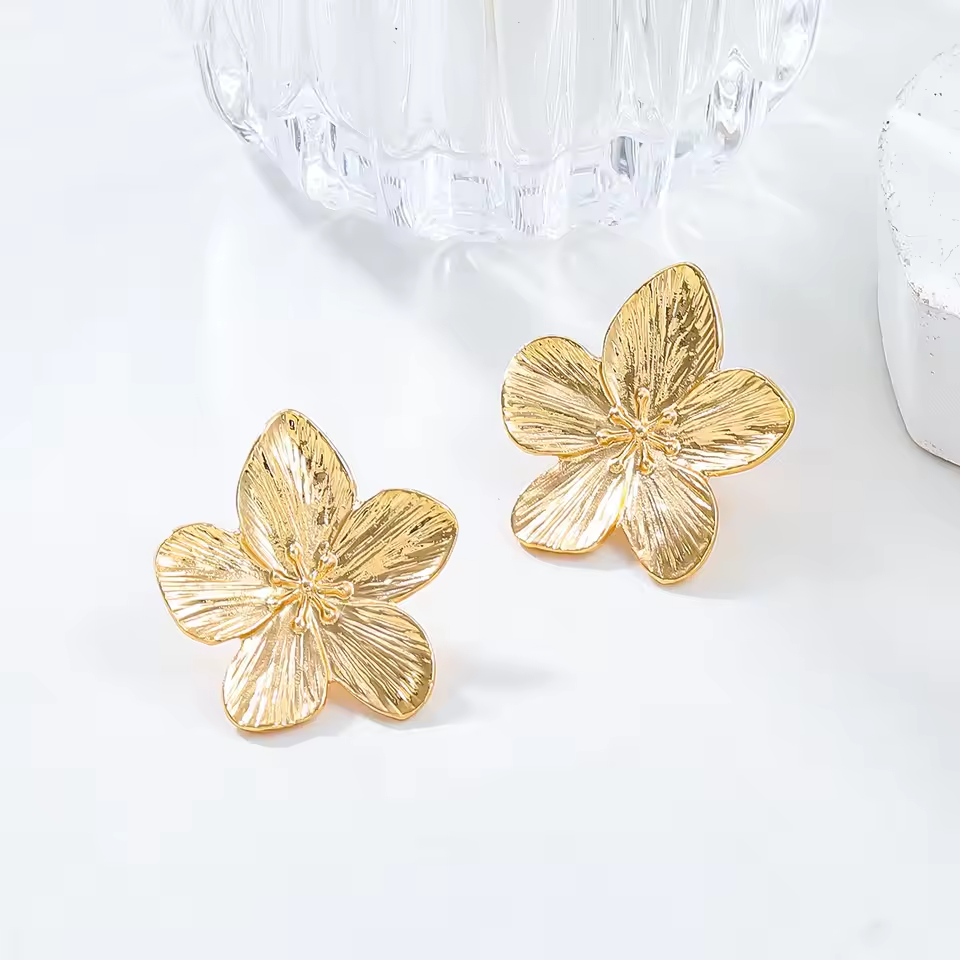 Dahila Earrings - July '73 Collection